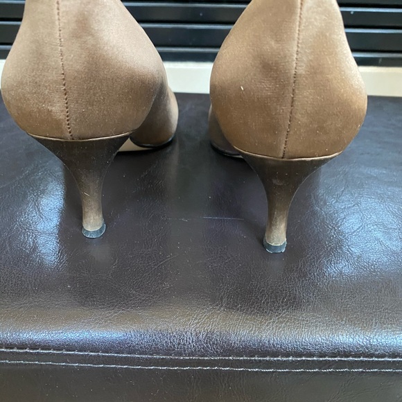 Shoes - Picture 2 of 3